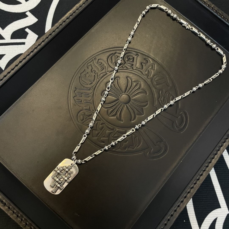 Ch**me He**ts necklaces